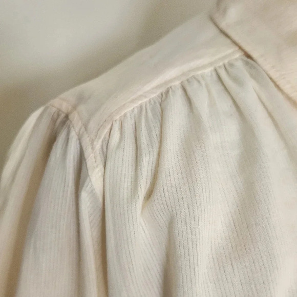 NWT || MARIE LOUISE DE MONTEREY || gorgeous blouse - Picture 6 of 11